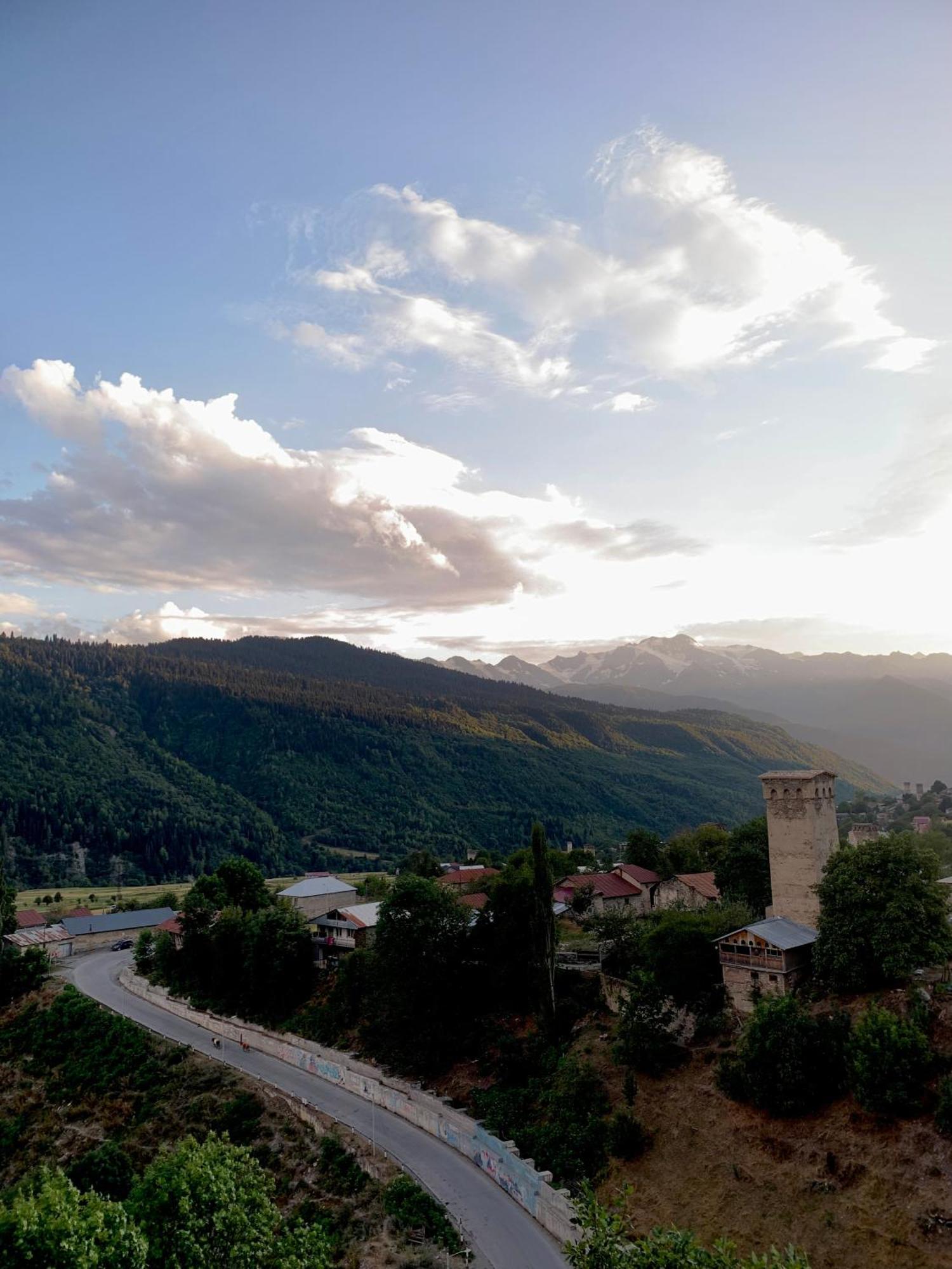 River Side Svaneti Mestia Extérieur photo