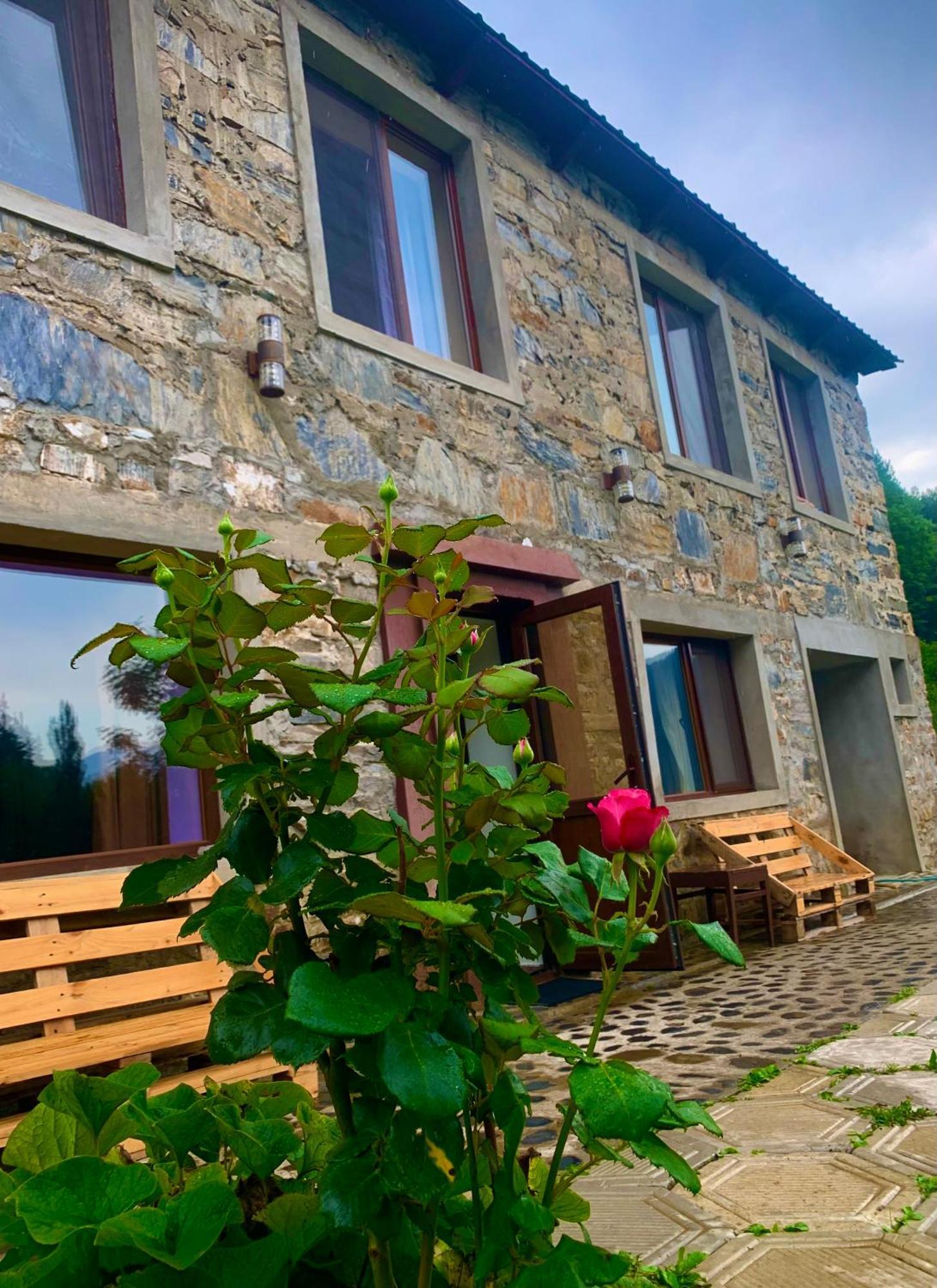 River Side Svaneti Mestia Extérieur photo